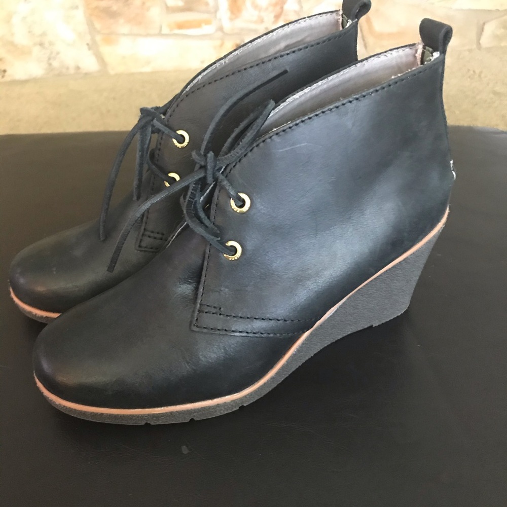 Black heeled booties